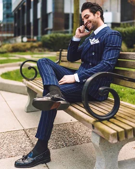 Pánské 3 Ks Vyhovuje Britské Stripe Navy Peaky Blinder Oblek Slim Fit Suit Business Sako Kalhoty Vesta Vlastní Svatební Obleky
